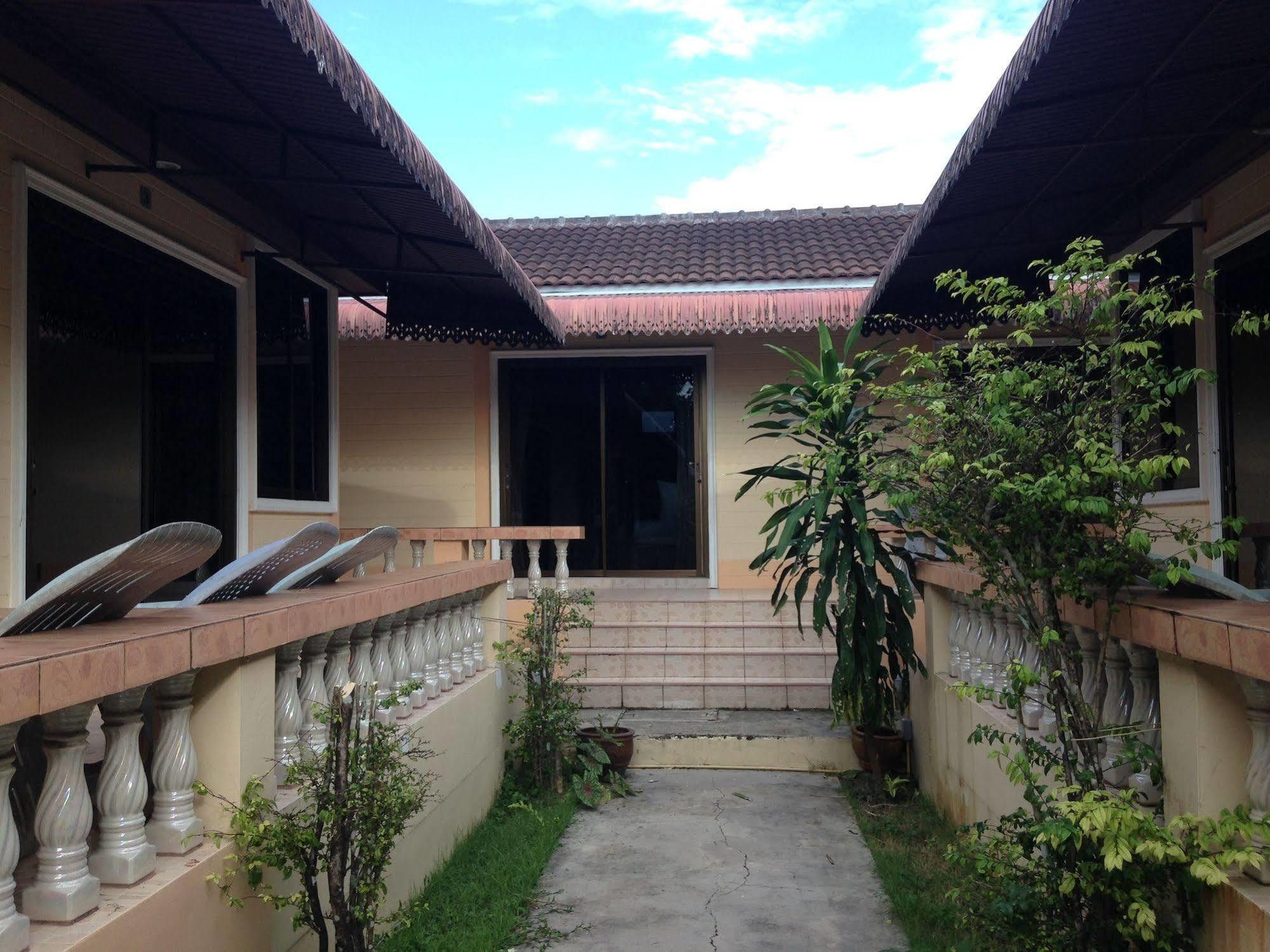 Naiyang Cottage Nai Yang Beach Екстериор снимка